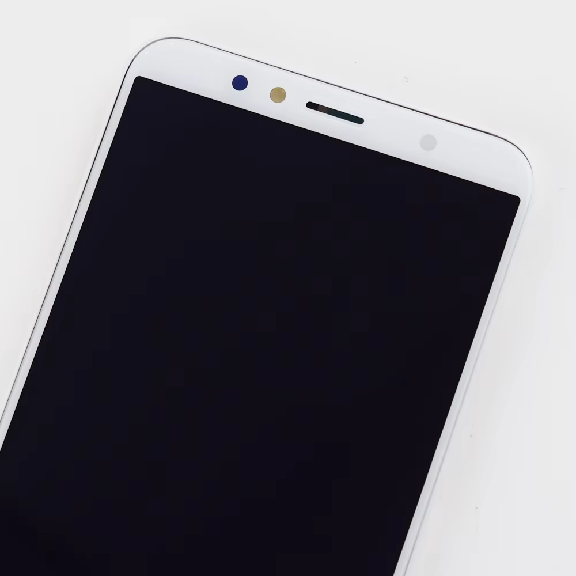 Дисплей (экран) для Huawei Honor 7a Pro (AUM-L29) с тачскрином, белый - фото
