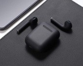 Беспроводные наушники i12 TWS (inPods i12) Bluetooth 5.0, черные - фото