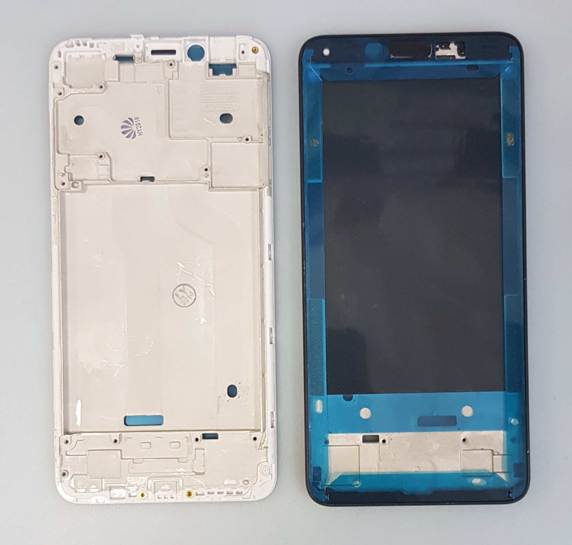 Средняя часть (рамка) для Xiaomi Redmi 6, белая - фото